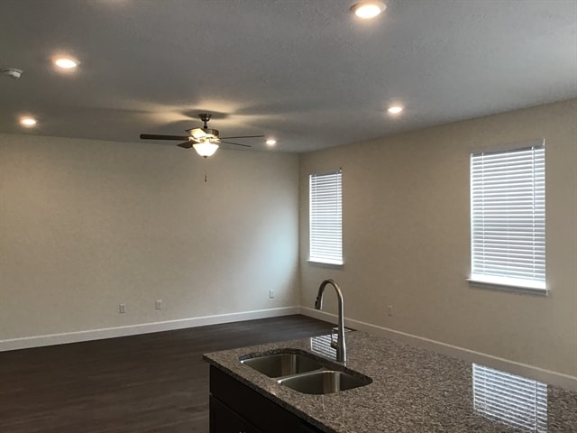 Building Photo - 2337 Surry Way