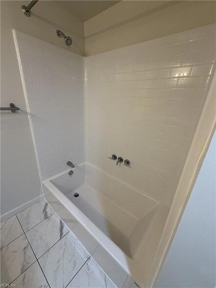 Building Photo - 4785 Dadson Ct
