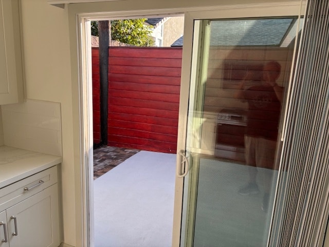 Building Photo - 275 Mesa Dr