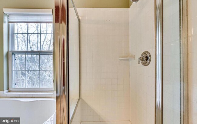 Building Photo - 11485 Carriage Gate Ct