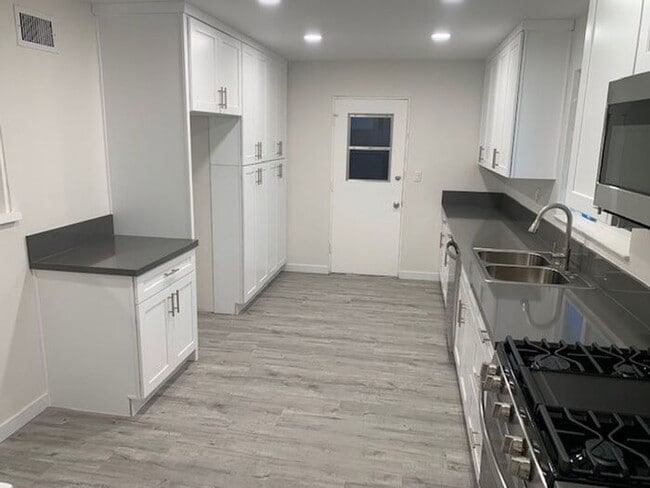 Primary Photo - FANTASTIC 4BD 2BA HOUSE FOR LEASE ON CUL D...