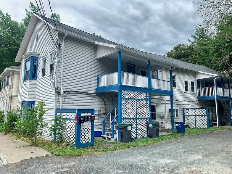 Exterior front - 15 School St