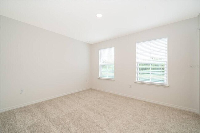 Building Photo - 5261 Luisa Ct