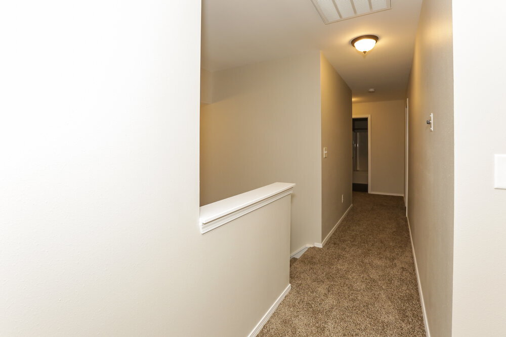 Building Photo - 9727 Hollystone Ln