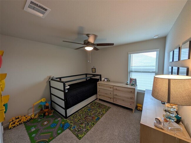 Building Photo - 3030 Charyn Wy