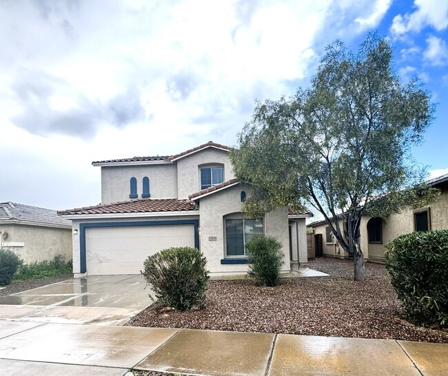 Building Photo - 4 BEDROOM HOME IN TUSCANO