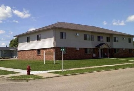 Primary Photo - Whispering Meadows Apartments