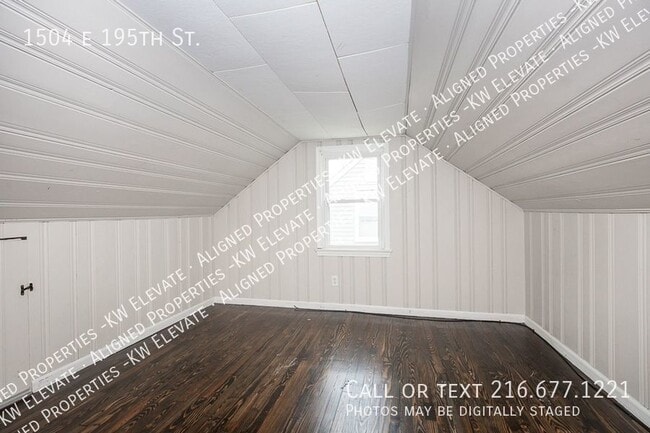 Building Photo - 1504 E 195th St