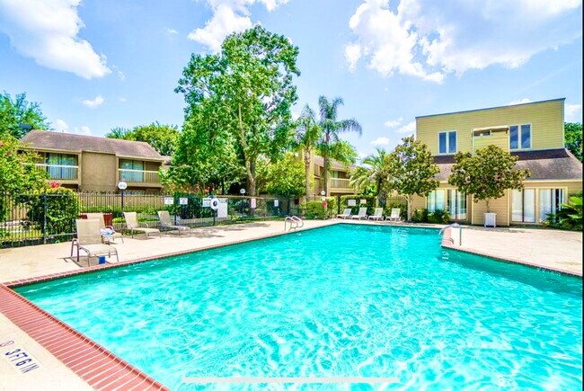 Building Photo - 9317 Pagewood Ln