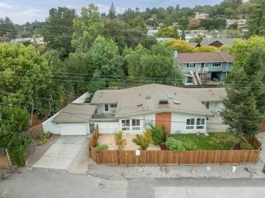 Building Photo - 14 Stadium Way