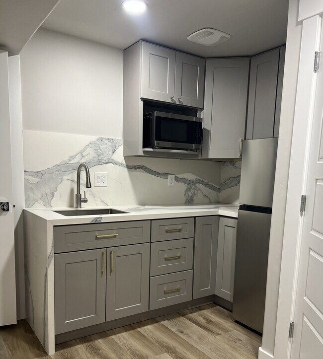 Building Photo - 1359 North St