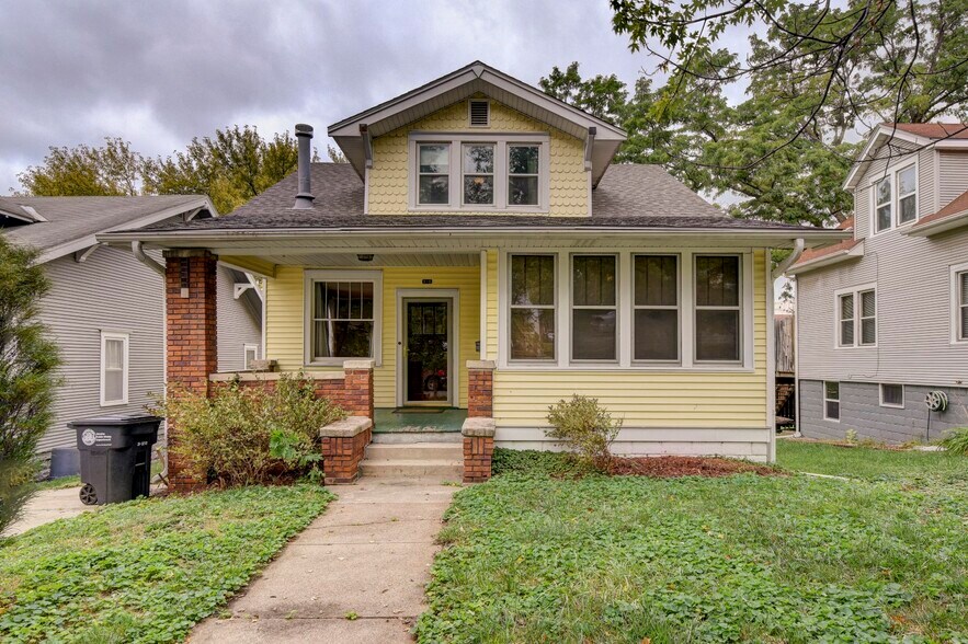 Building Photo - 816 N 43rd St