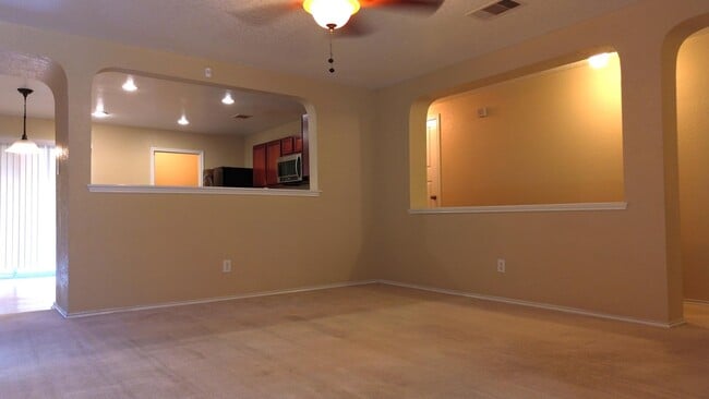 Building Photo - 7727 Barhill Post