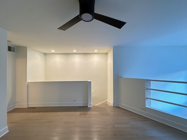 Building Photo - 959 W Grace St