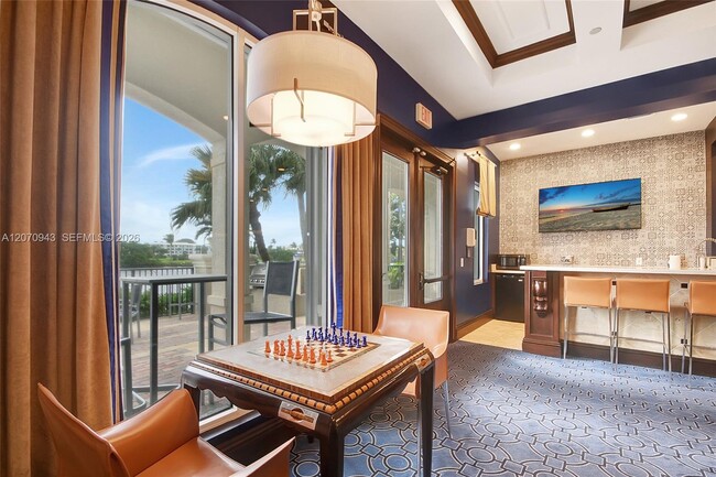 Building Photo - 2206 Tuscany Way