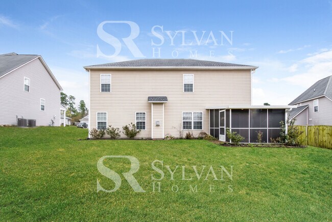 Building Photo - At Last, This Is What You Have Been Searching For!