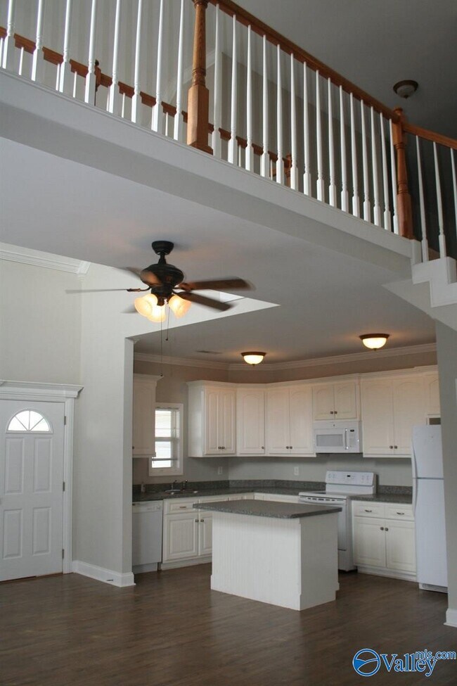Building Photo - 5361 Bay Village Dr