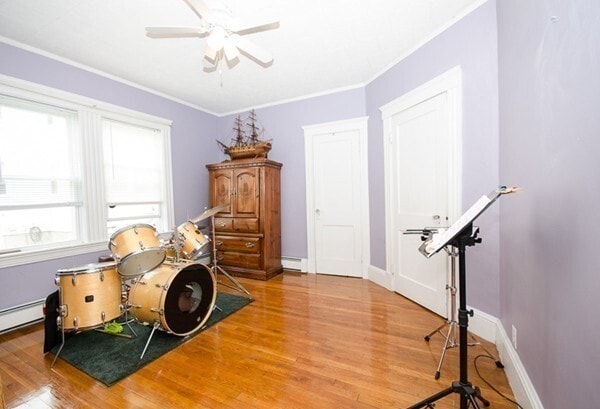 Building Photo - 68 Read St