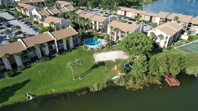 Building Photo - 586 Orange Dr