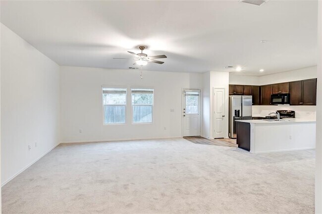 Building Photo - 7706 Poppy Petal Dr