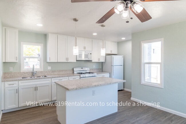 Building Photo - Beautiful Remodeled 2 Bedroom House
