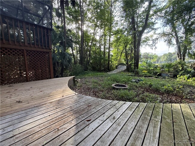 Building Photo - 5908 Riverside Dr