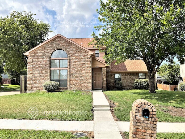 Primary Photo - 1803 Shoreline Dr