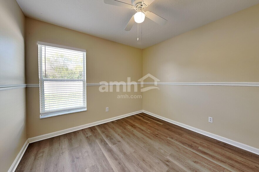 Building Photo - 11555 Misty Isle Ln