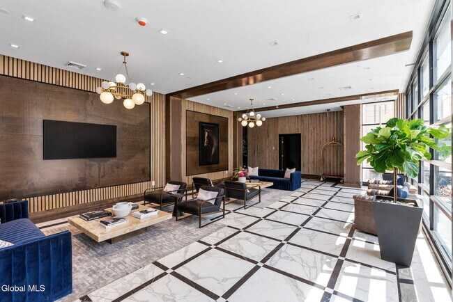 Building Photo - 19 Washington St