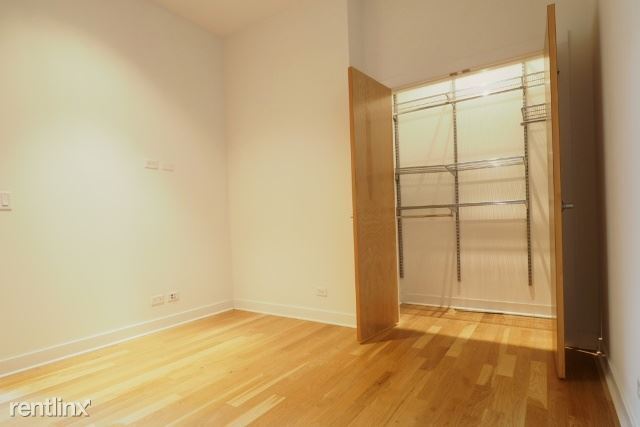 Building Photo - 1 br, 1 bath Condo - 1919 W Armitage Ave