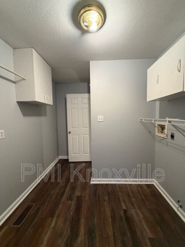 Building Photo - 4136 Larigo Dr