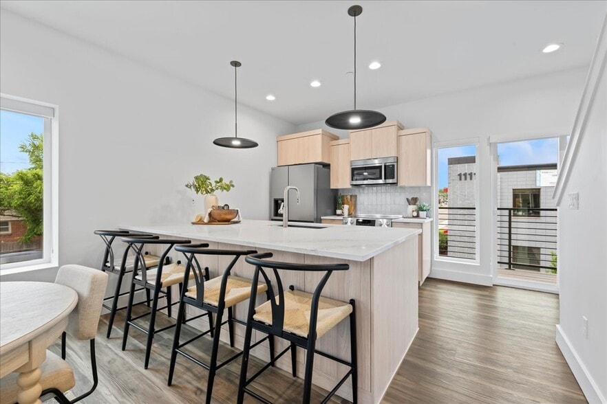 Kitchen - quartz countertops - 1011 Orchard, Boise, ID 83705 — UPTOWN CONDOS