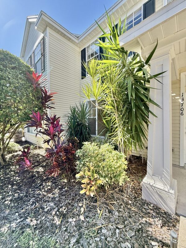 Building Photo - 13706 Forest Lake Dr