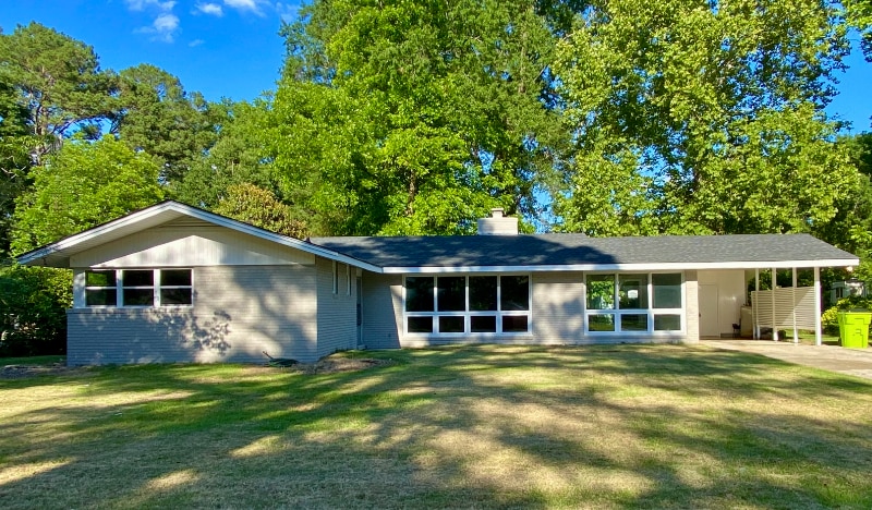 Building Photo - 610 Howell St