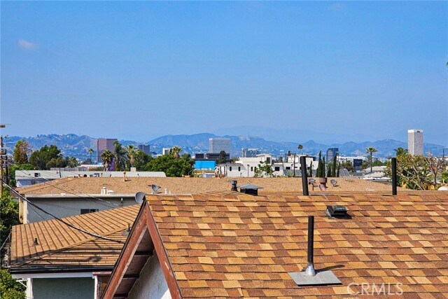 Building Photo - 2055 S Garth Ave
