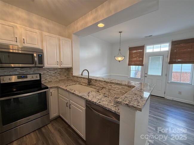 Building Photo - 12327 Carrigan Ct