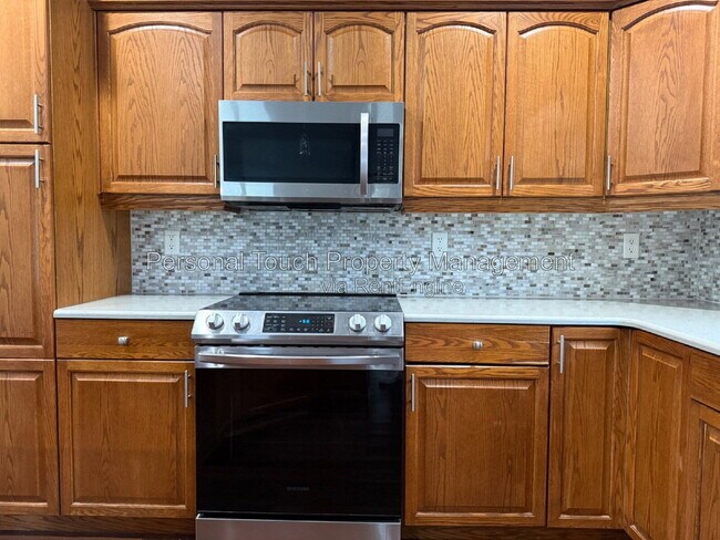 Building Photo - 3539 Woodbury Ct S