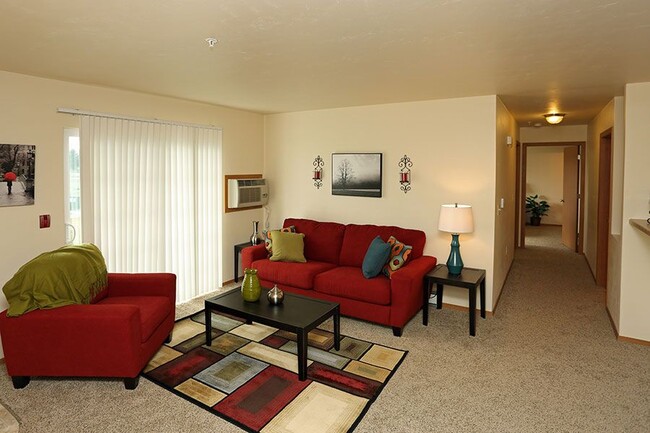 Building Photo - Prairie Lake Estates