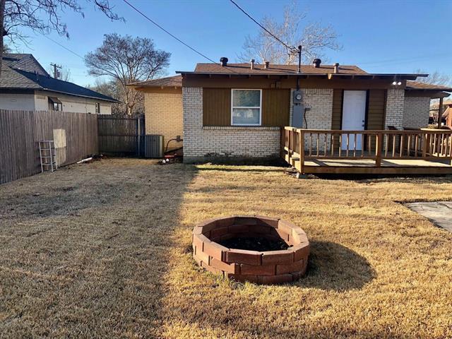 Building Photo - 2425 Materhorn Dr