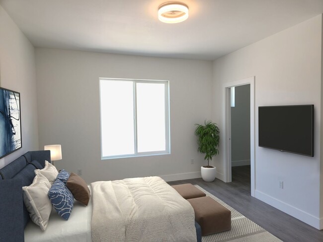 Building Photo - New Modern 4 Bed 2.5 Bath duplex with over...