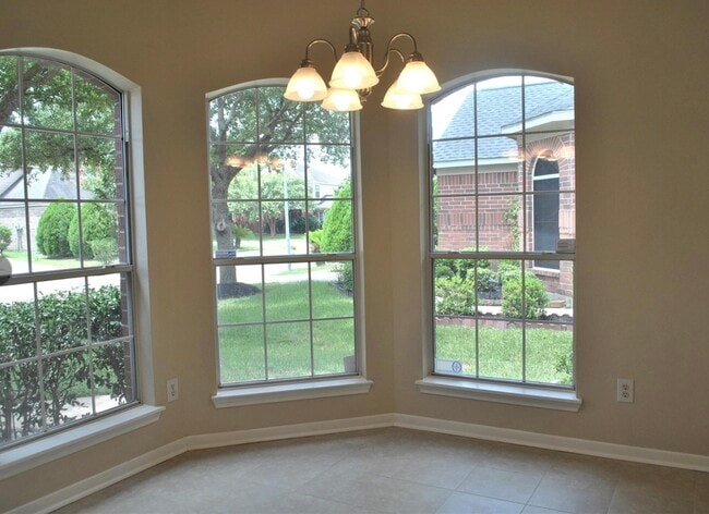 Building Photo - 19438 Juniper Vale Cir