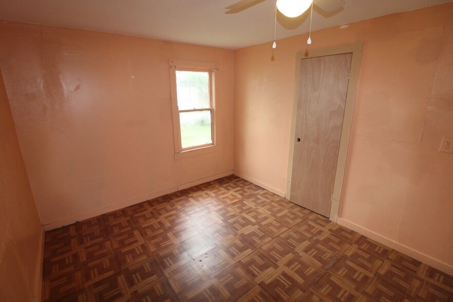 Building Photo - 1003 Beam Station Rd