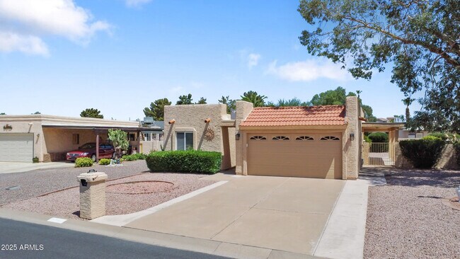 Building Photo - 9444 E Lawndale Pl