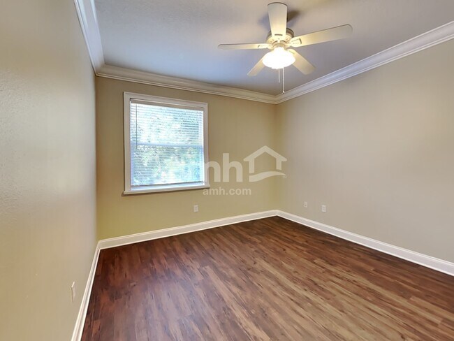 Building Photo - 8346 Old Town Dr