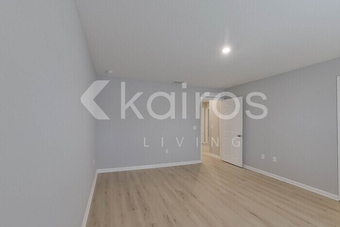 Building Photo - 1709 Nebraska Loop