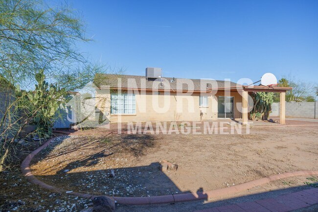Building Photo - Freshly Updated Home in Arizona City