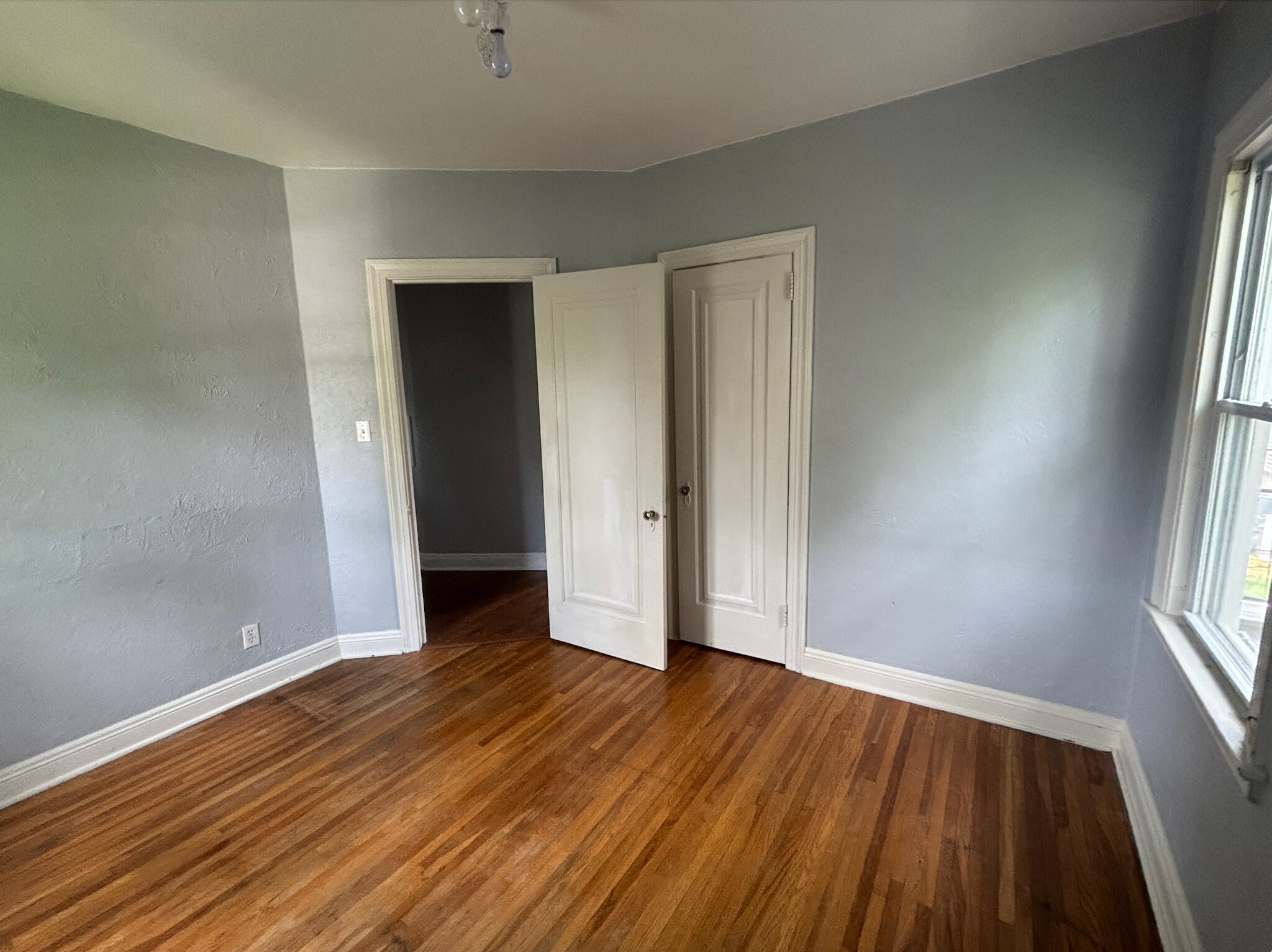 Bedroom 2 - 209 W Dudley St