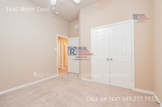 Building Photo - 1440 Misty Cove Dr