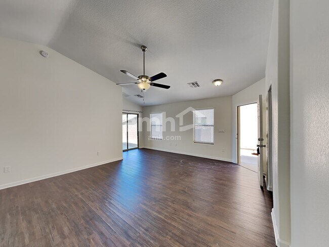 Building Photo - 13187 E Coyote Well Dr