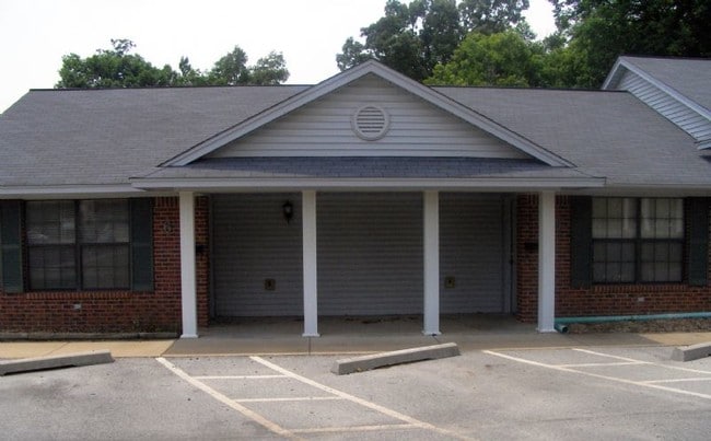 Building Photo - East Nettleton Apartments - Washer &amp; D...